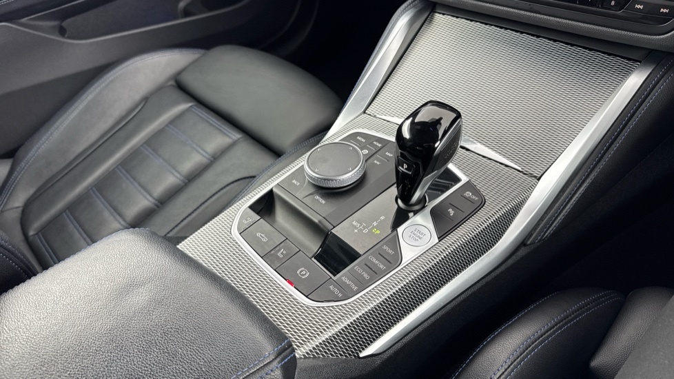 BMW 4 Series M440i Black #10