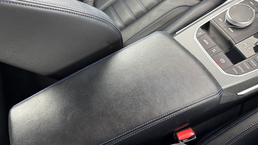 BMW 4 Series M440i Black #50