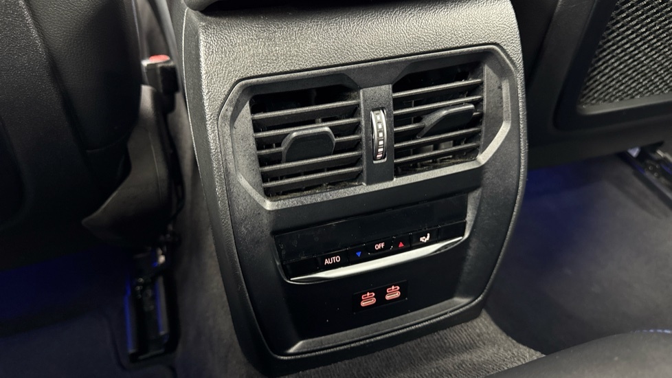 BMW 4 Series M440i Black #37