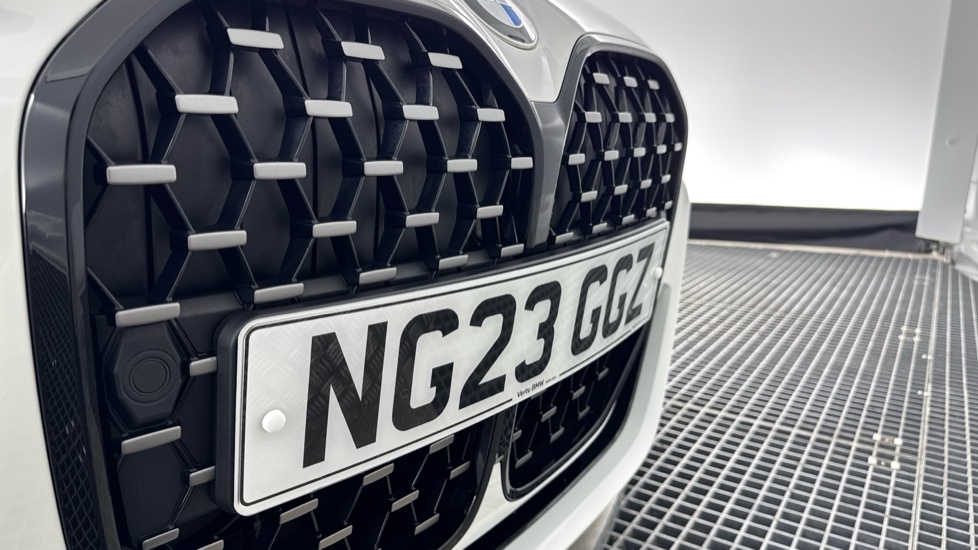 BMW 4 Series M440i Black #32