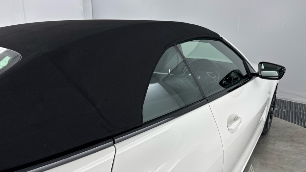 BMW 4 Series M440i Black #28