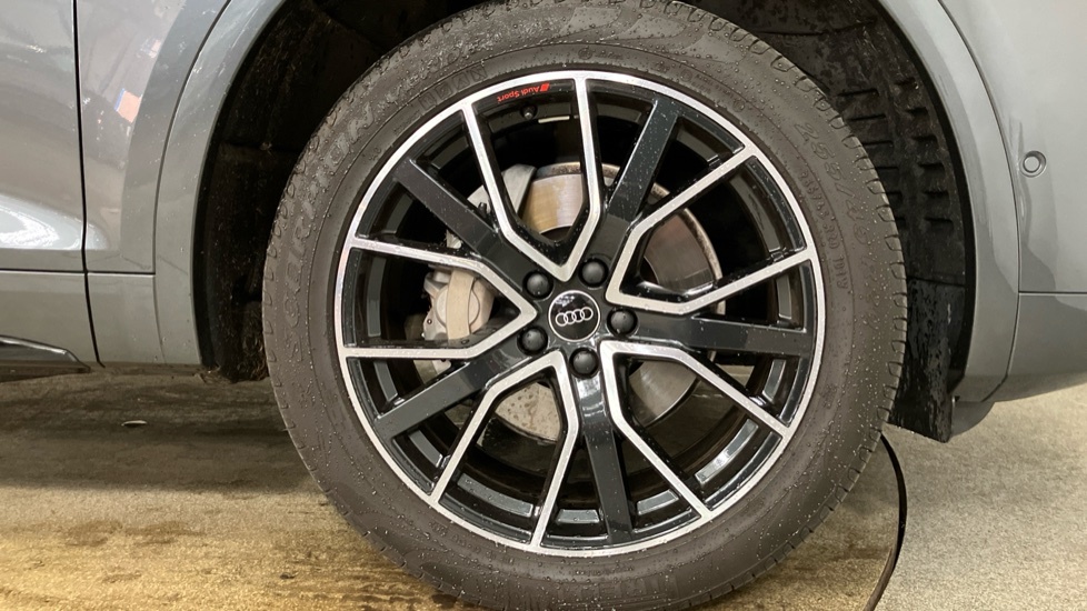 Audi Q5 Black Edition Grey #5