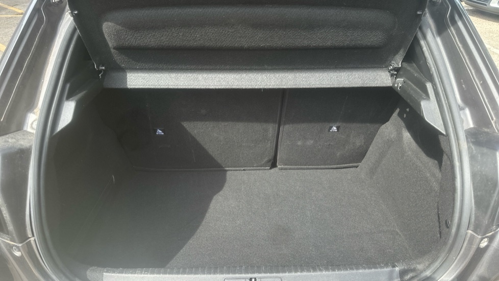Peugeot 208 Active Premium SH23MVJ Grey #4