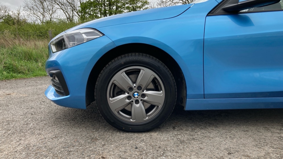 BMW 1 Series Xdrive White #19