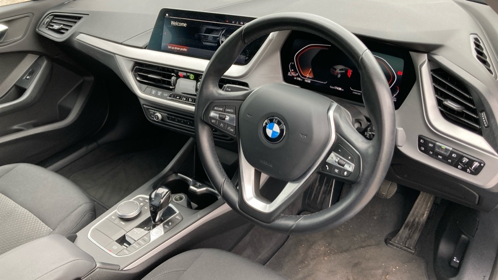 BMW 1 Series Xdrive White #11