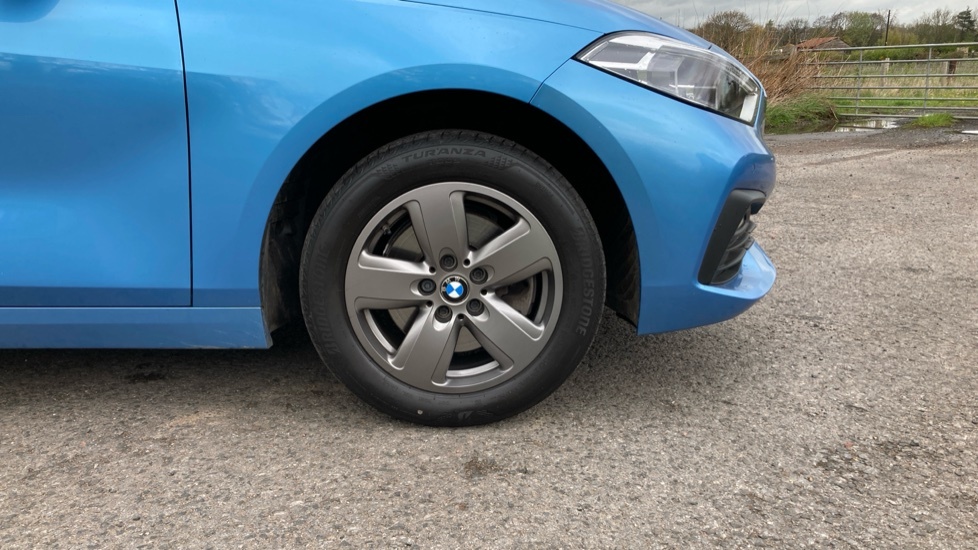 BMW 1 Series Xdrive White #28