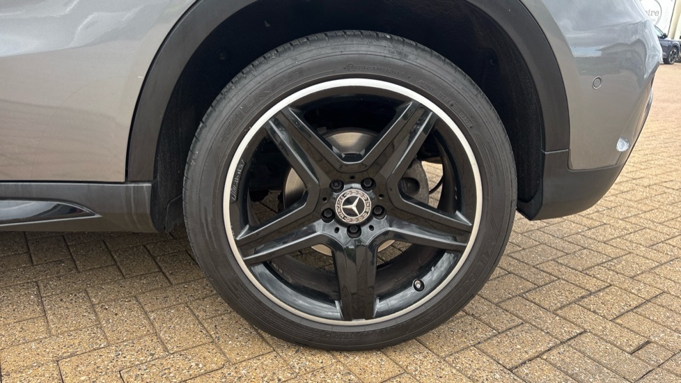 Mercedes-Benz GLA Class Gla 200 Se Executive Blue #26