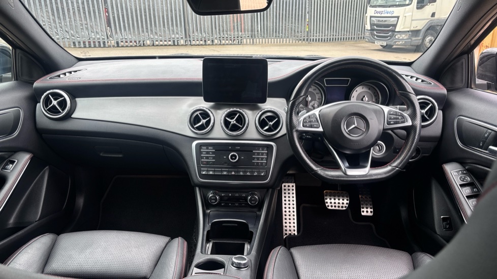 Mercedes-Benz GLA Class Gla 200 Se Executive Blue #10