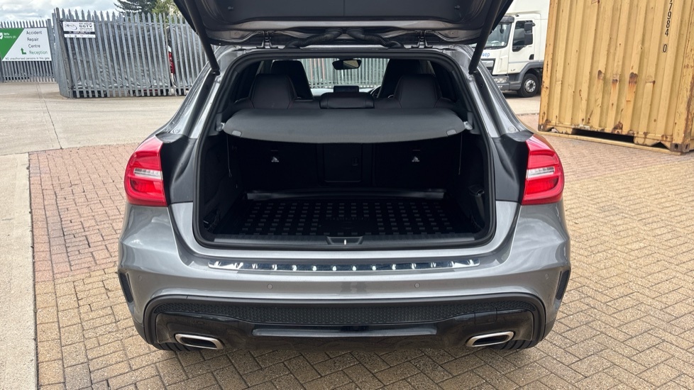 Mercedes-Benz GLA Class Amg Line Grey #4