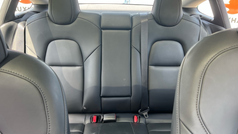 Tesla Model 3 Dual Motor Long Range Saloon 4 White #15