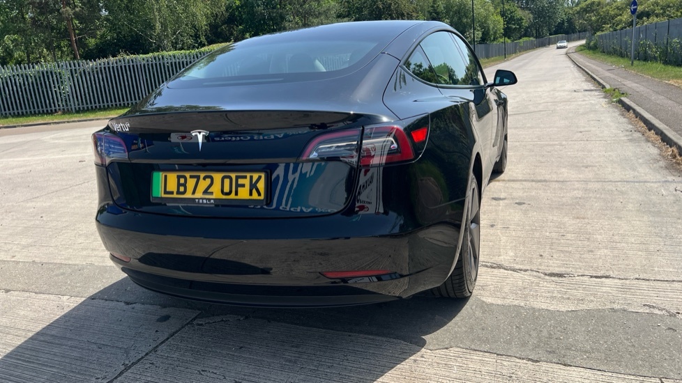Tesla Model 3 Dual Motor Long Range Saloon 4 White #52