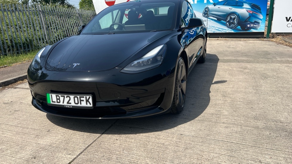 Tesla Model 3 Dual Motor Long Range Saloon 4 White #50