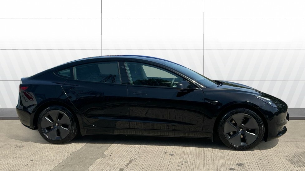 Tesla Model 3 Saloon Black #5