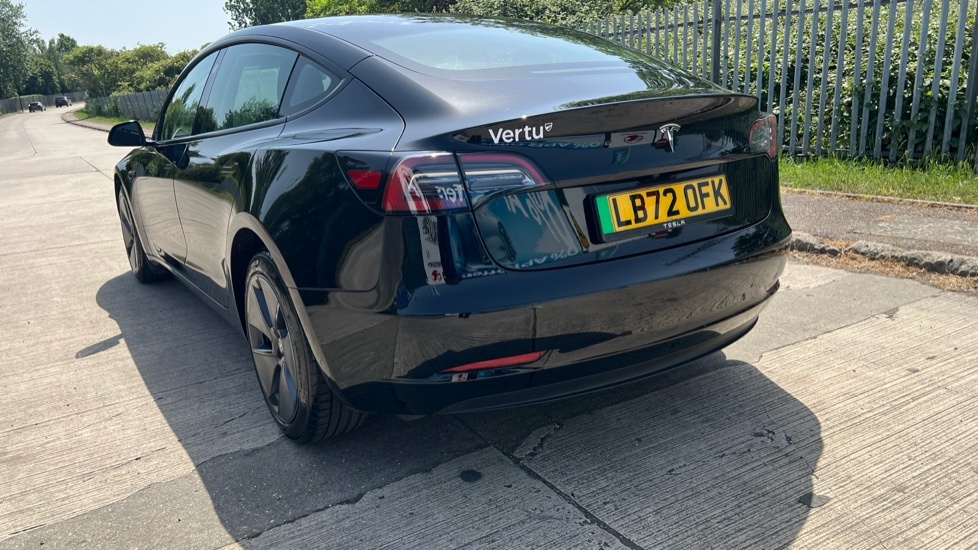 Tesla Model 3 Dual Motor Long Range Saloon 4 White #51