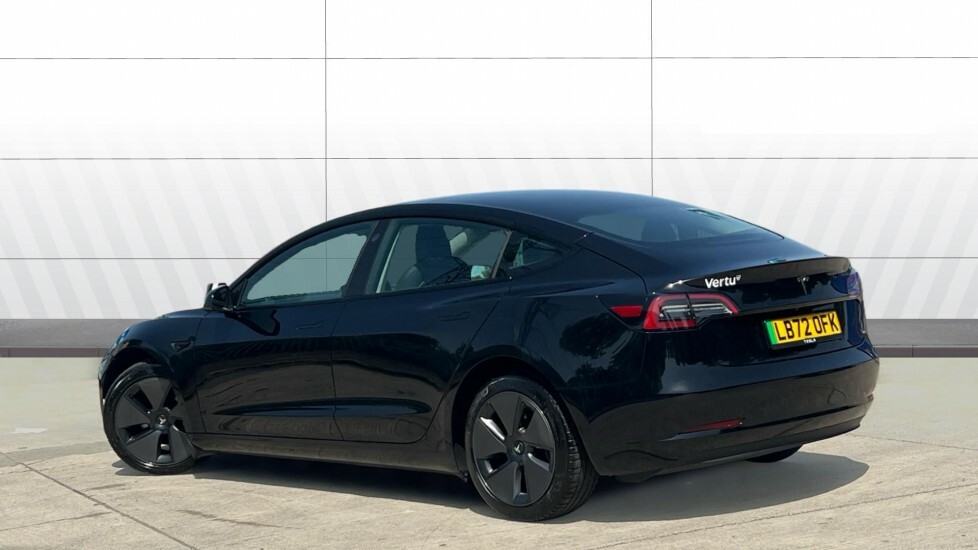Tesla Model 3 Saloon Black #2