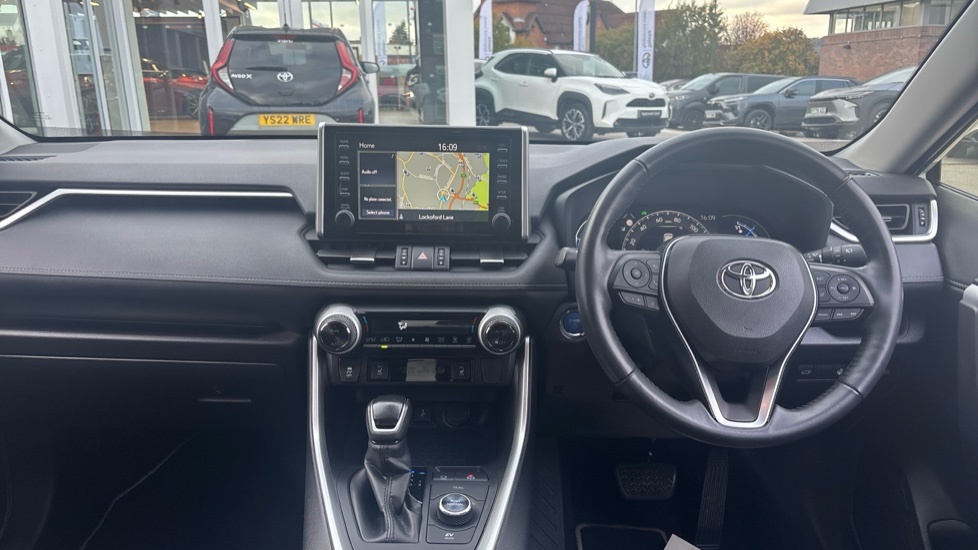 Toyota Rav 4 Excel White #5