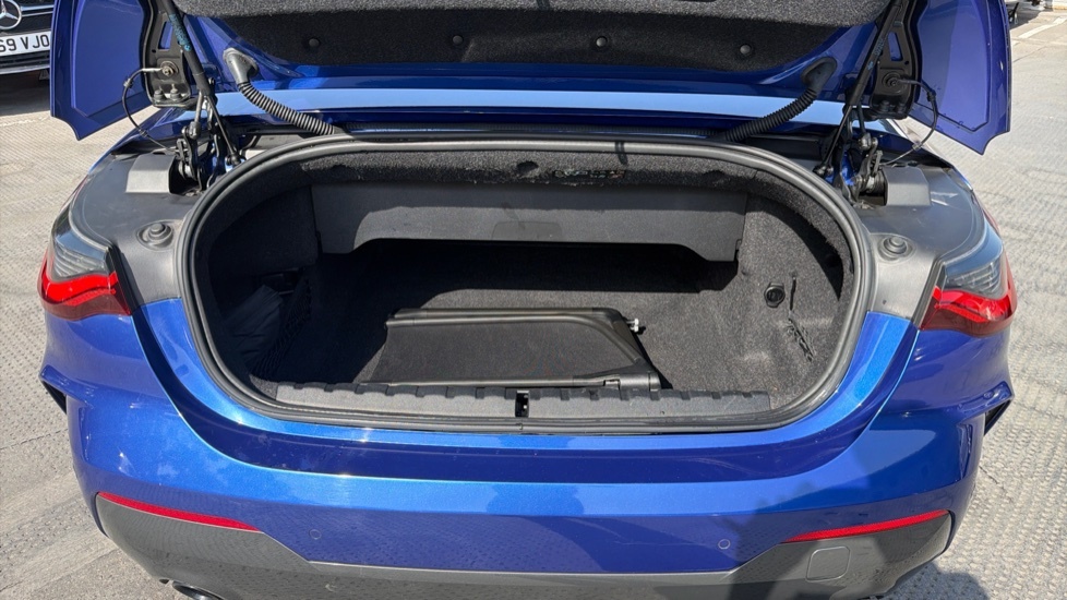 BMW 4 Series M Sport YE72NLJ Blue #4