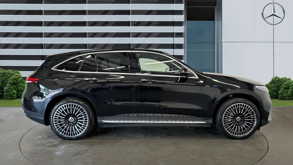 Mercedes-Benz EQC Amg Line Black #5