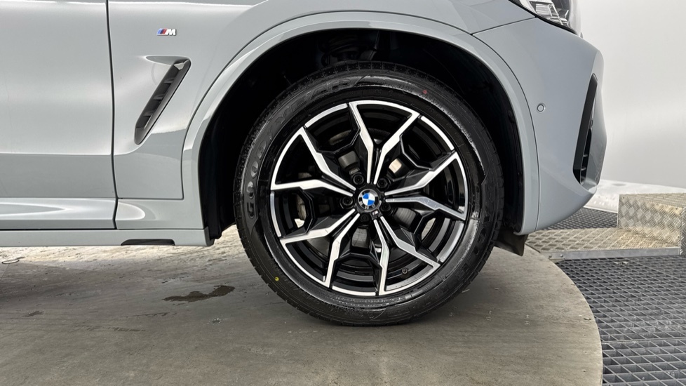 BMW X4 M M Sport Black #14