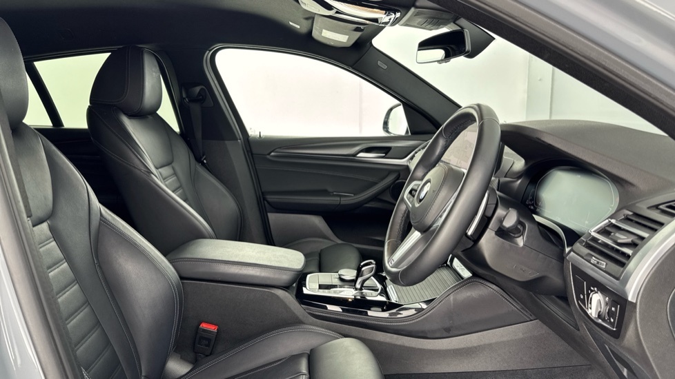 BMW X4 M M Sport Black #11