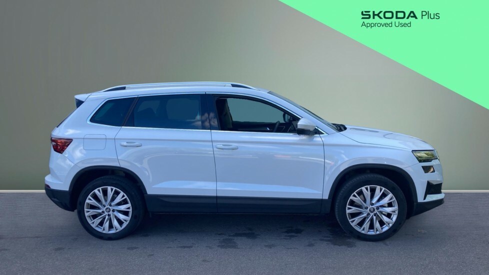 Skoda Karoq Se L Edition White #4