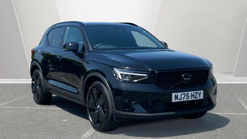 Volvo XC40 Plus Black Edition Black