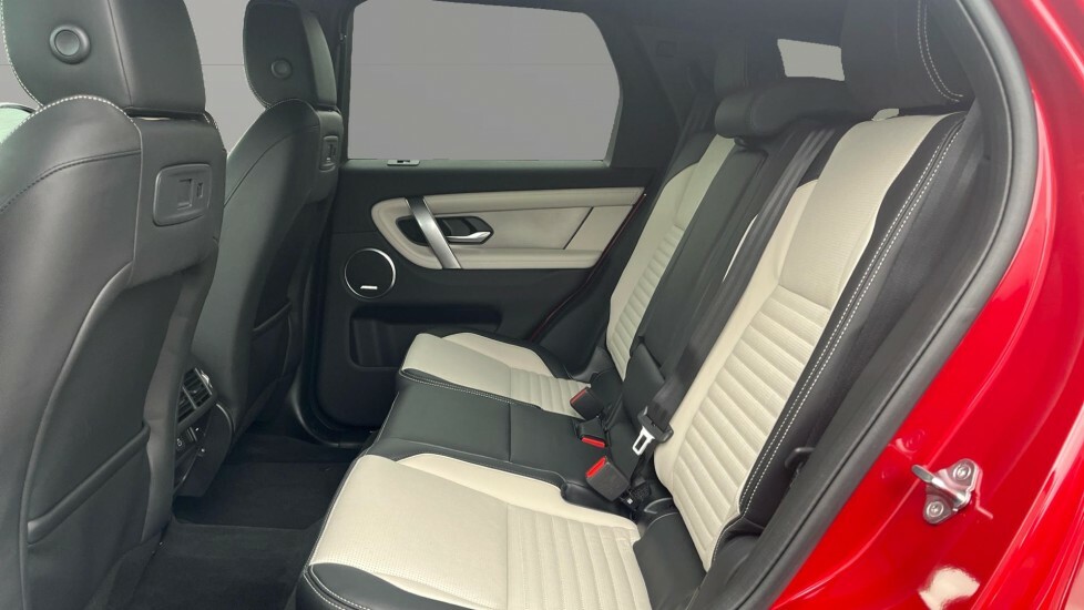 Land Rover Discovery Sport Landmark Red #4