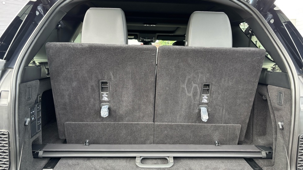 Land Rover Discovery 3L Dynamic Se Grey #39