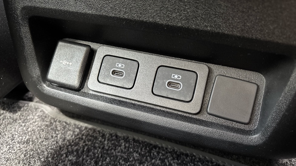 Land Rover Discovery 3L Dynamic Se Grey #25