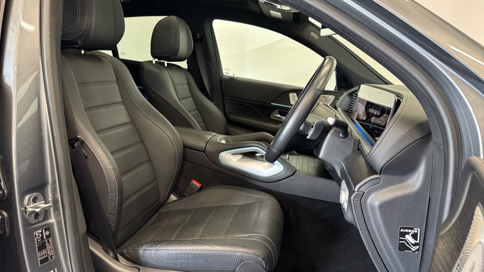 Mercedes-Benz GLE Coupe Gle 400 E Amg Line Premium Plus Coupe Black #27