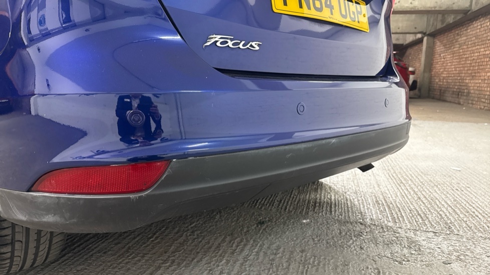 Ford Focus 1.6L Zetec S Tdci 114 Bhp Red #30