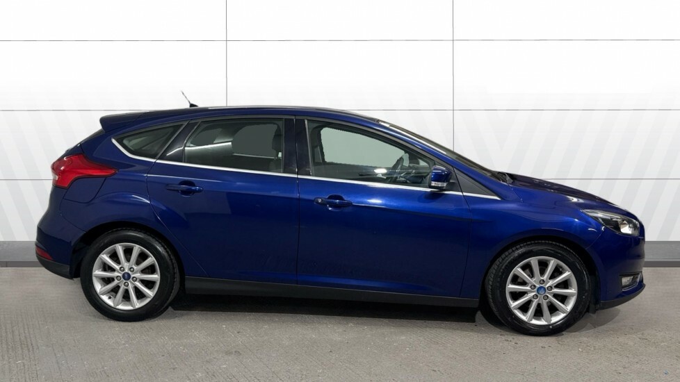 Ford Focus 1.6L Zetec S Tdci 114 Bhp Red #4