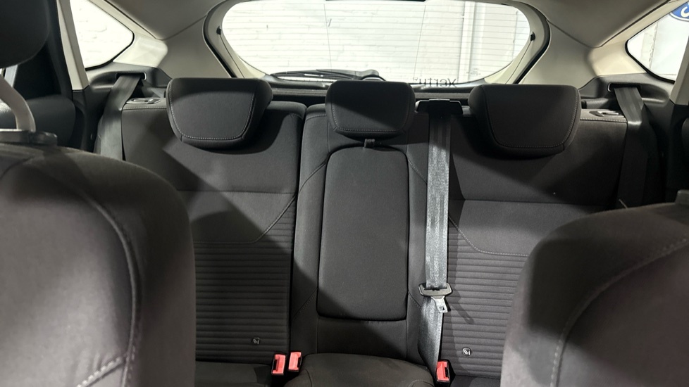 Ford Focus 1.6L Zetec S Tdci 114 Bhp Red #20