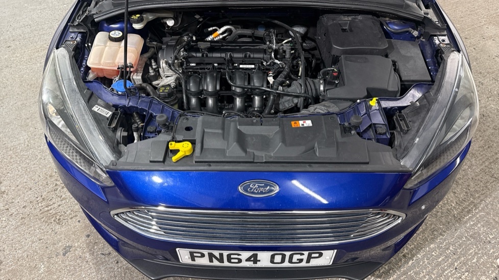 Ford Focus 1.6L Zetec S Tdci 114 Bhp Red #27