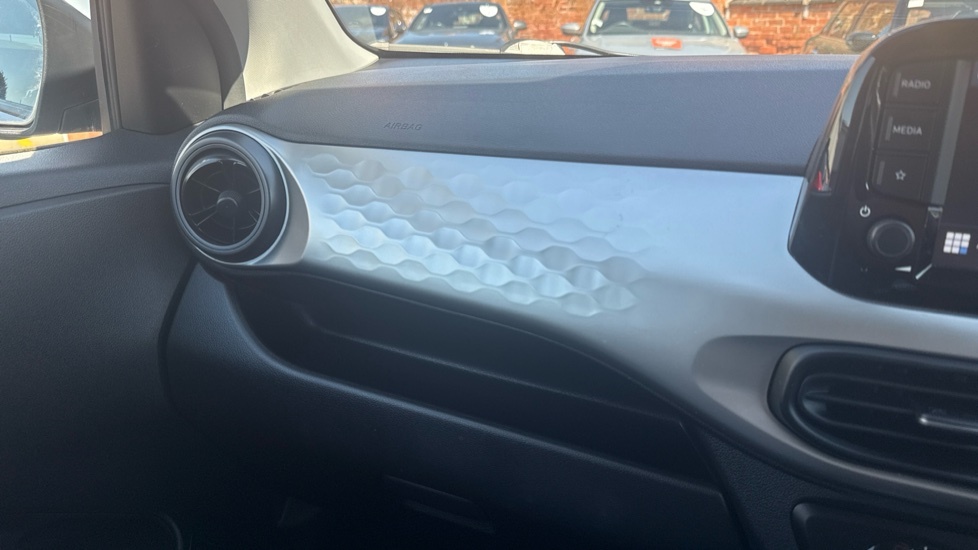 Hyundai I10 1.2 Mpi Se Connect Blue #22