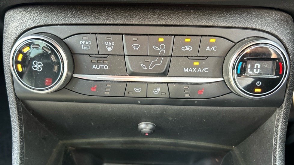 Ford Fiesta 1.1 Zetec Blue #19