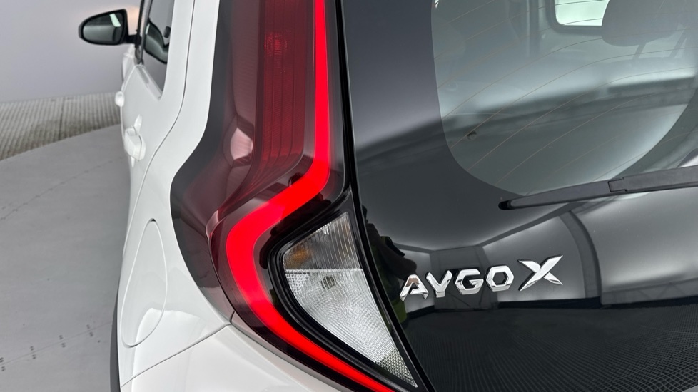 Toyota Aygo X Exclusive Green #21