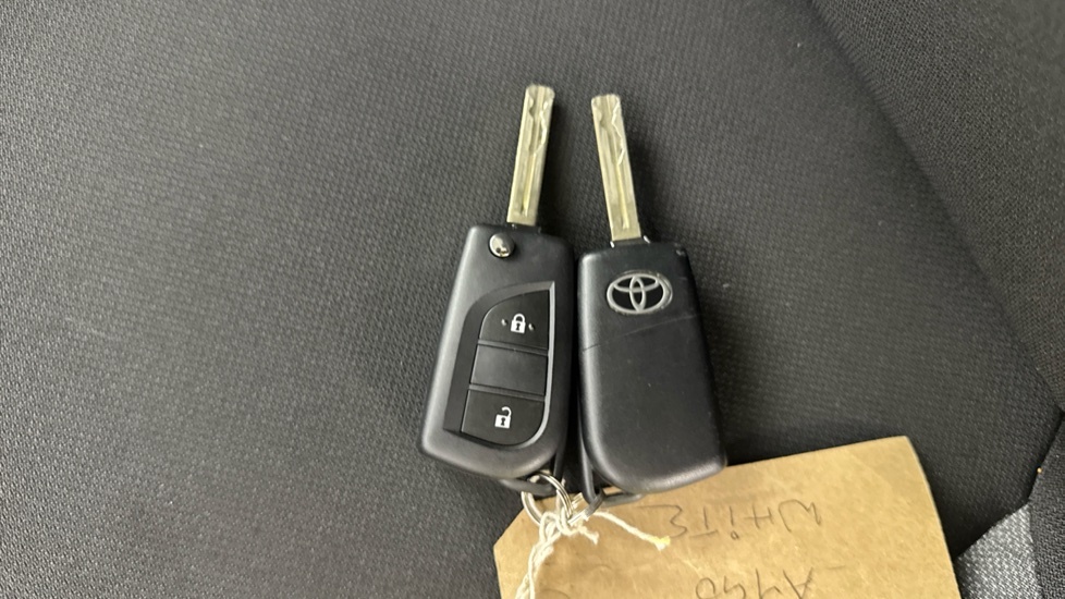 Toyota Aygo X Exclusive Green #27