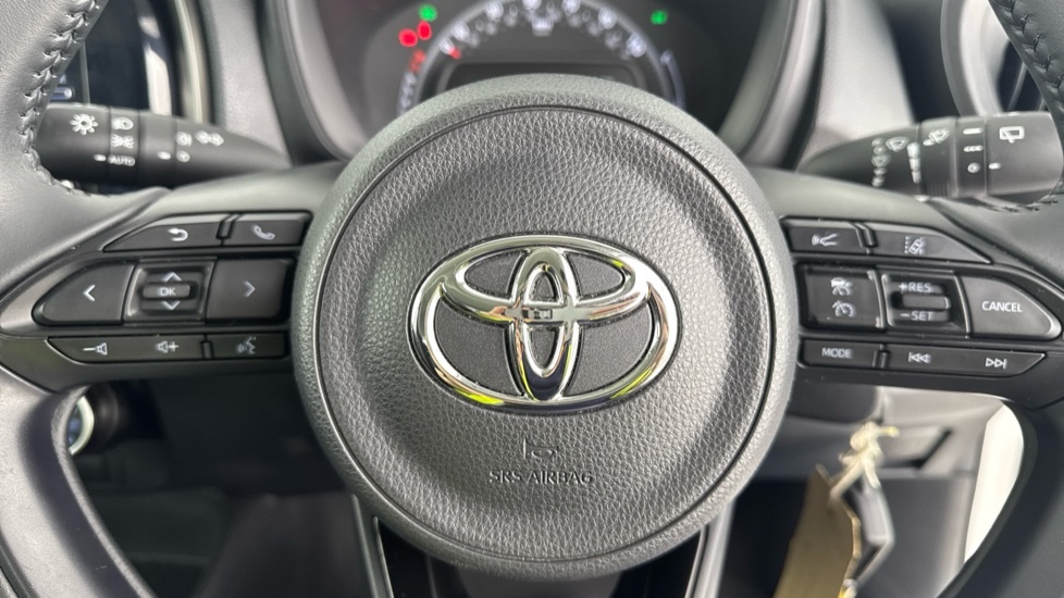 Toyota Aygo X Exclusive Green #10