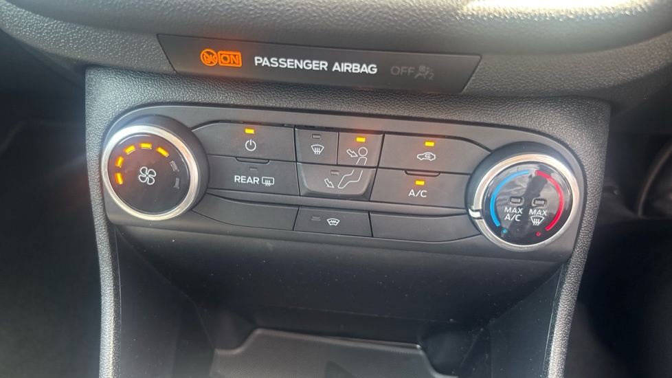 Ford Fiesta 1.0 Ecoboost Hbd Mhev 125 Titanium X Blue #24