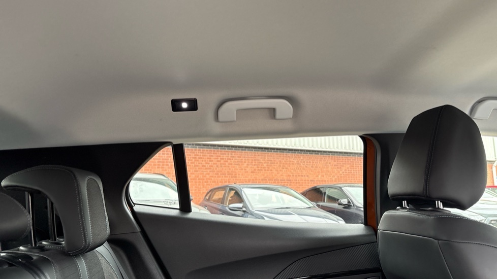 Peugeot 2008 2008 Gt Bluehdi Ss Black #25