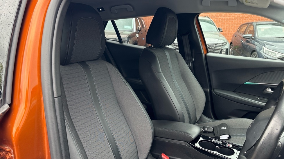 Peugeot 2008 2008 Gt Bluehdi Ss Black #49