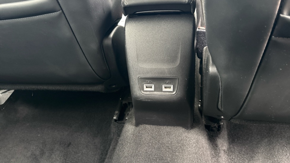 Peugeot 2008 2008 Gt Bluehdi Ss Black #24