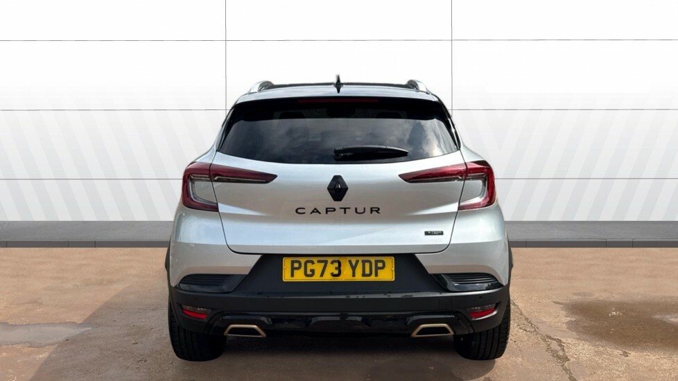 Renault Captur Engineered Black #6