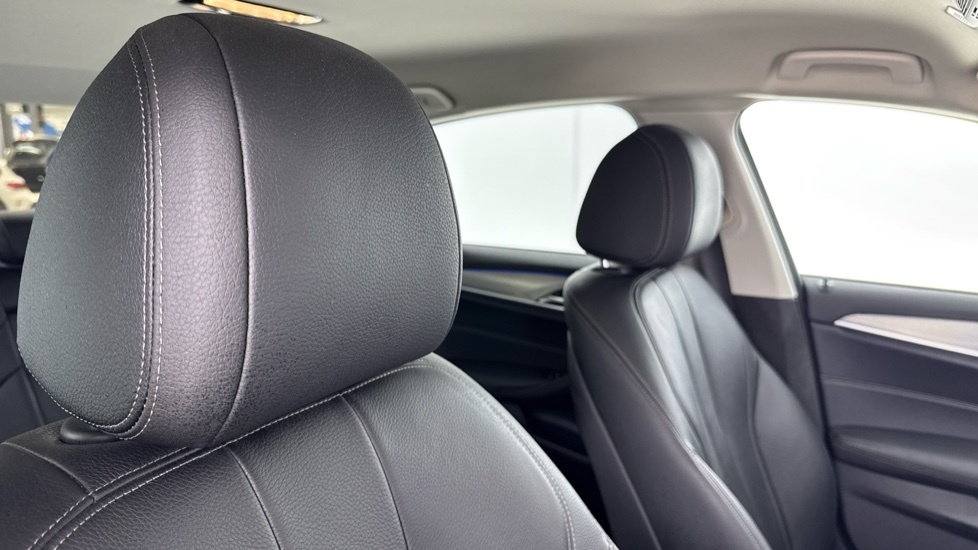 BMW 5 Series 530E M Sport Black #47