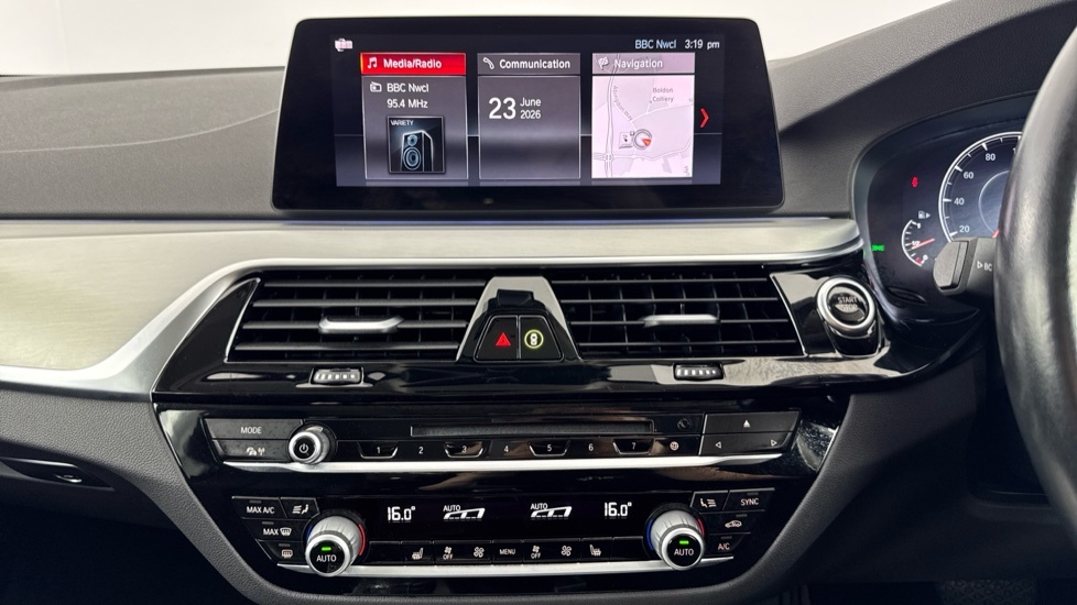 BMW 5 Series 530E M Sport Black #8