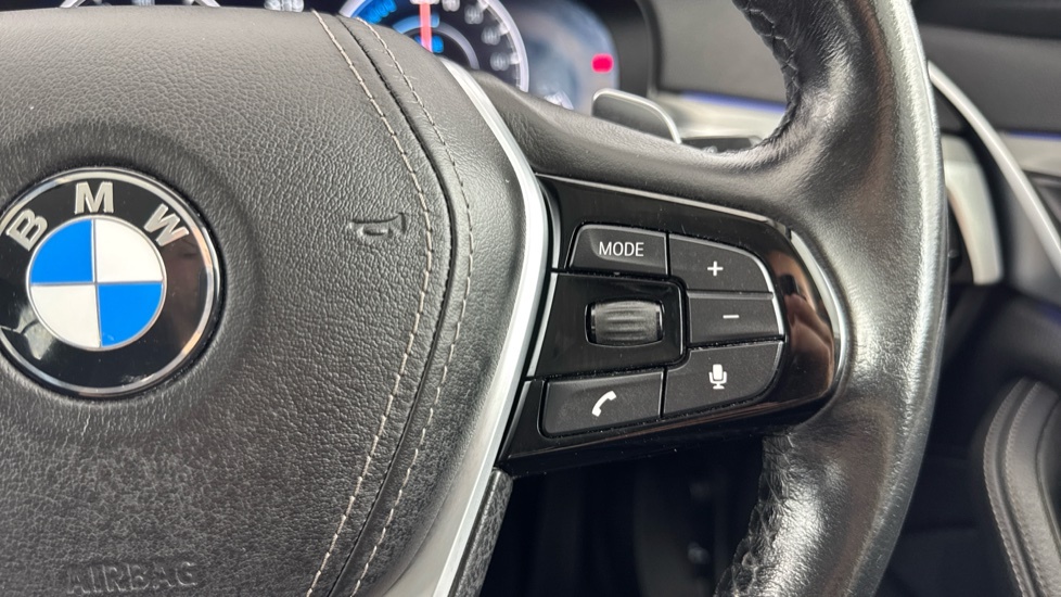 BMW 5 Series 530E M Sport Black #18