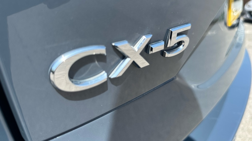 Mazda CX-5 2.0 E-skyactiv G Mhev Takumi Suv Red #25