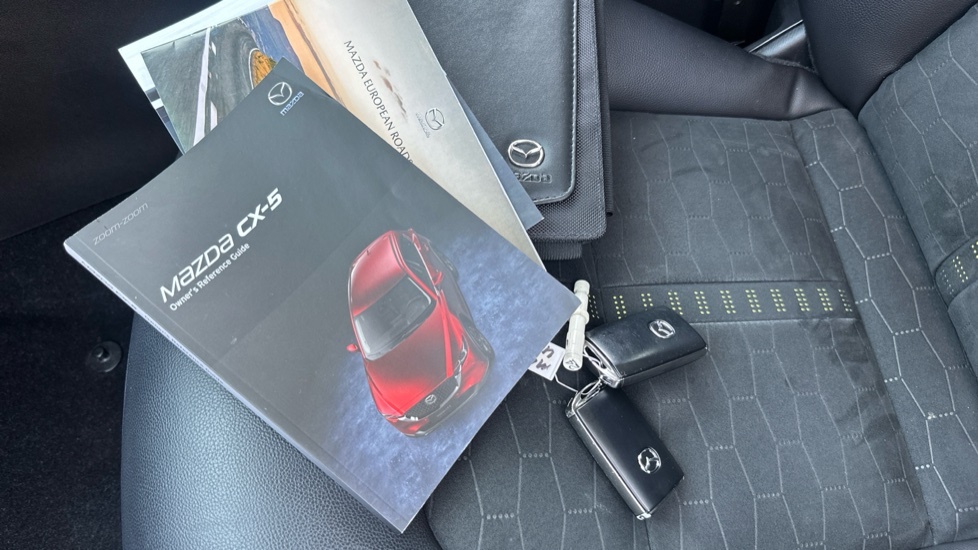 Mazda CX-5 2.0 E-skyactiv G Mhev Takumi Suv Red #19
