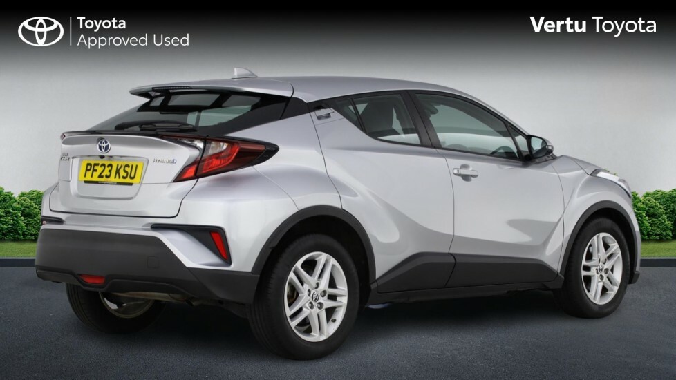 Toyota C-Hr Suv #2